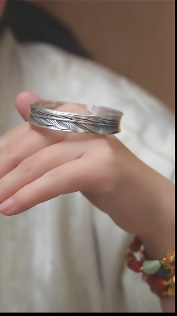 无足银珠宝奇石手镯