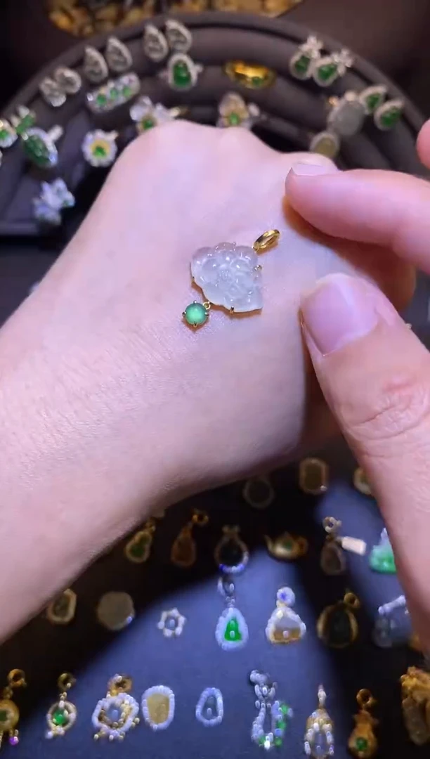 吊坠(不含链)银S925镶嵌翡翠1