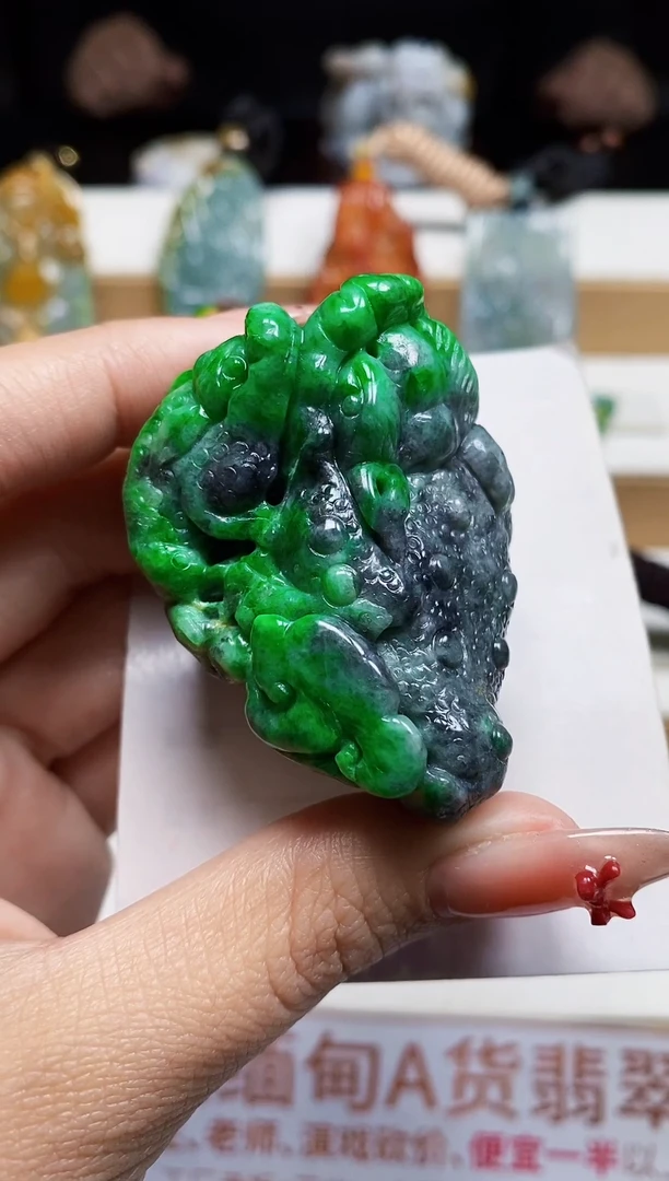 颈饰未镶嵌翡翠翡翠A货