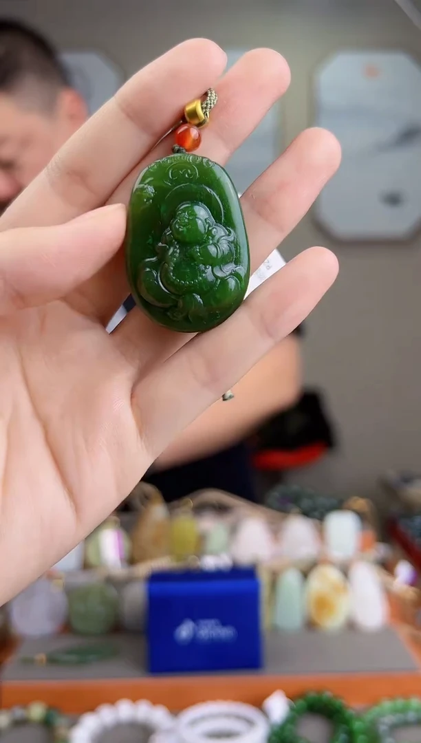 颈饰未镶嵌和田玉一物一证 拍一单发一个