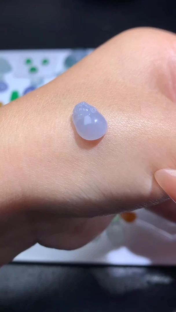 未镶嵌定制翡翠毛货