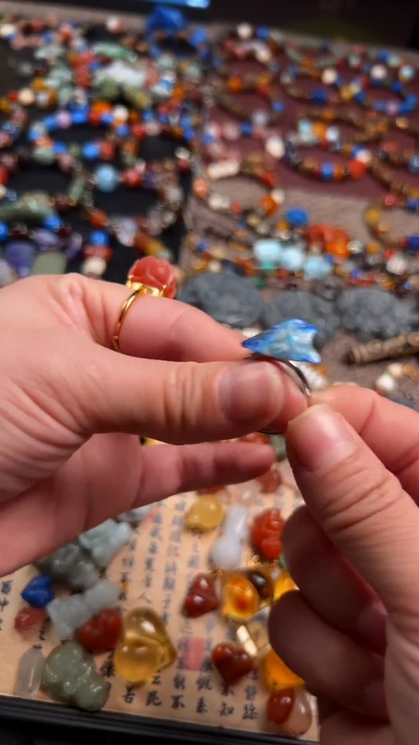 银S925镶嵌青金石戒指香***?青金石原矿戒指