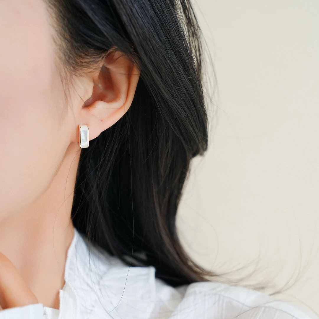 铜合金耳饰 925银针贝壳方圈百搭气质通勤几何耳环高级感5新款