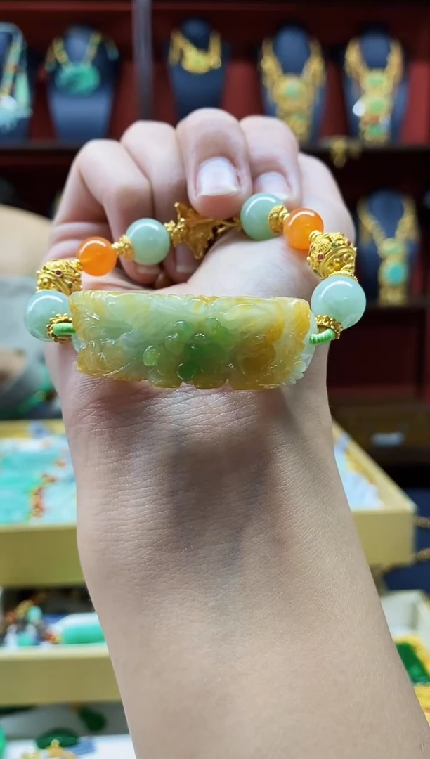 颈饰未镶嵌翡翠手牌