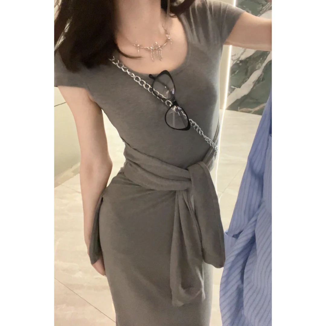 【韩女天菜】Lu 辣妹博主显瘦不规则假两件设计感通勤风夏季连衣裙