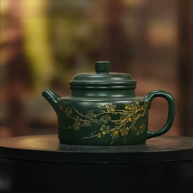 宜兴原矿绿泥刻绘德钟手工紫砂壶