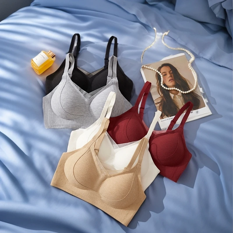 小胸聚拢文胸薄款透气蕾丝防走光性感女上托舒适美背无痕内衣文胸