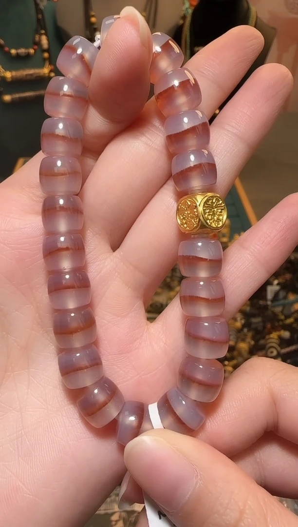 【闪购商品】玛瑙吊坠18K金镶嵌手串