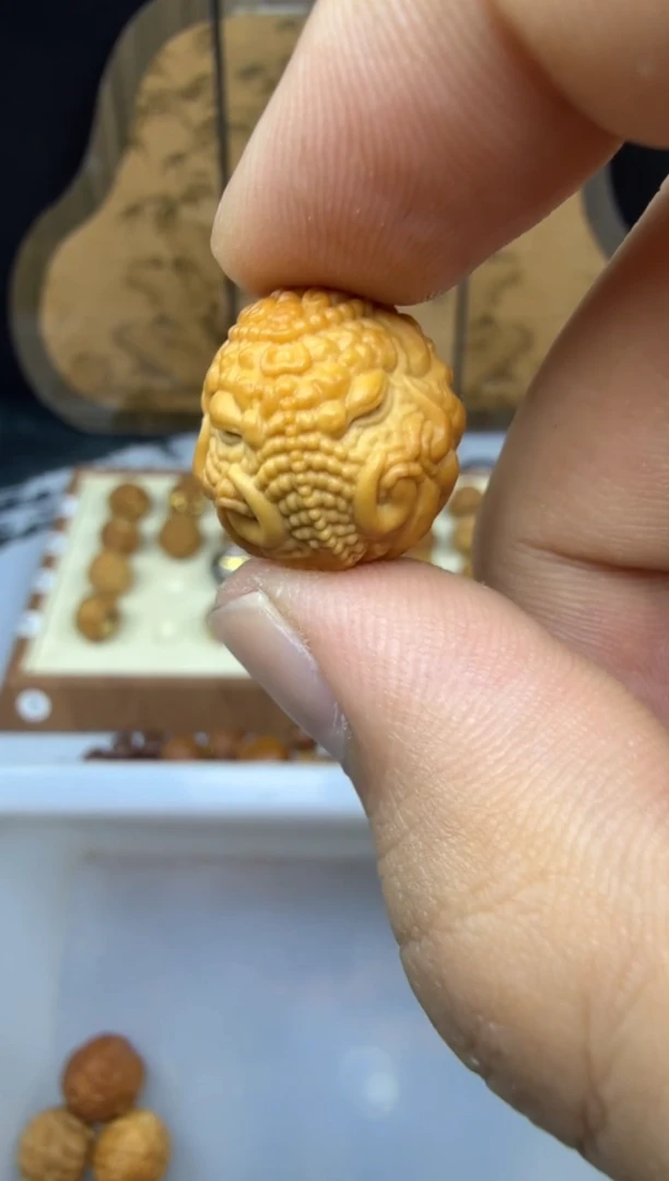 吊坠猴头核桃象神 素