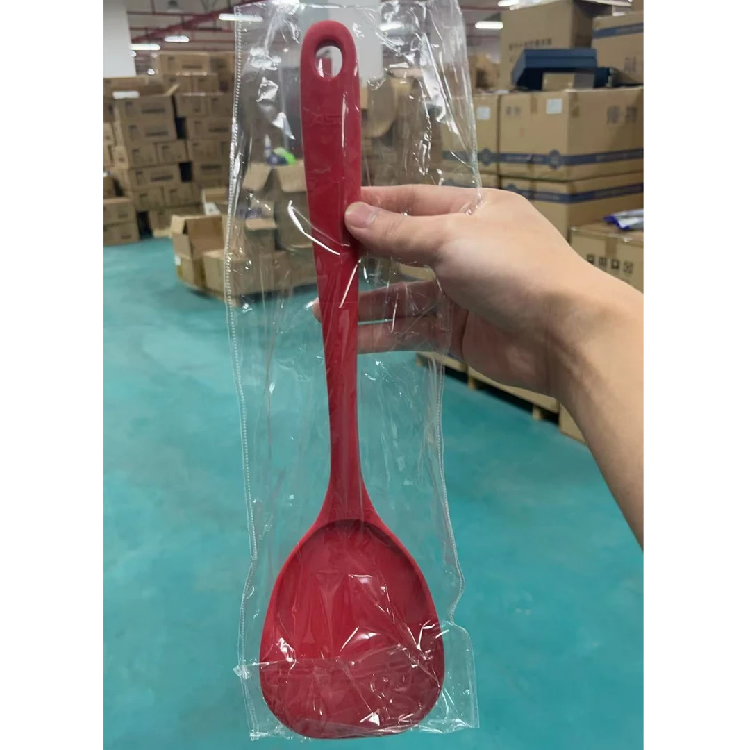 红色不伤锅硅胶铲