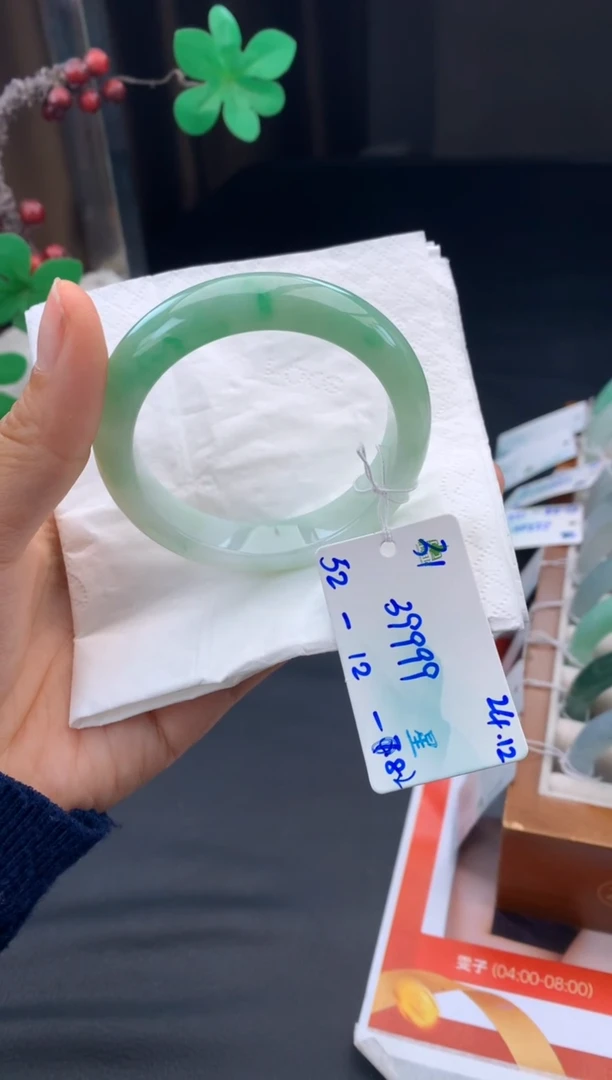 未镶嵌手镯翡翠翡翠自带#送人#，假一赔三