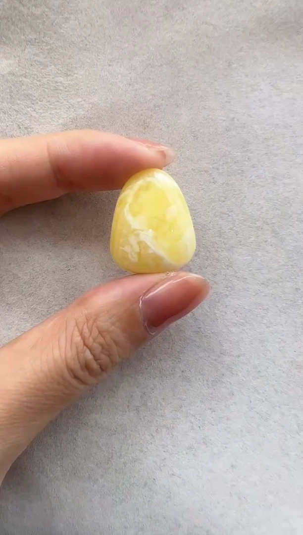 【闪购商品】琥珀裸石未镶嵌10204181-手机坠