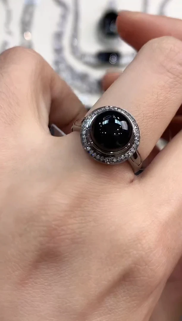 【闪购商品】翡翠戒指18K金镶嵌D110