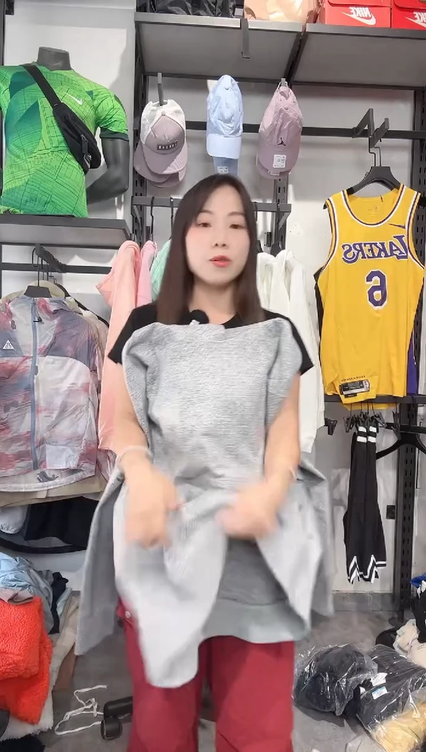 1699  编码 瑕疵款直播间过款为准 尺码 XL