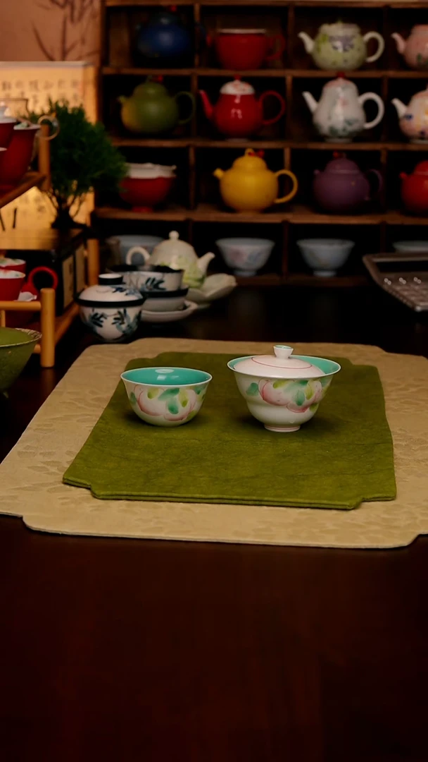 绿蟠桃一碗一杯