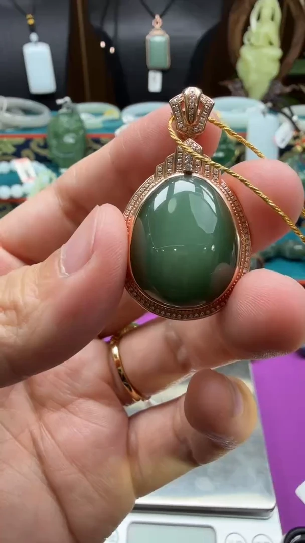 颈饰18K金镶嵌和田玉GE156