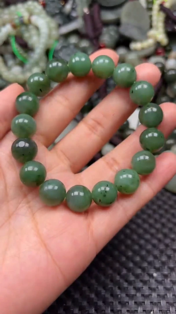 【闪购商品】和田玉颈饰未镶嵌.