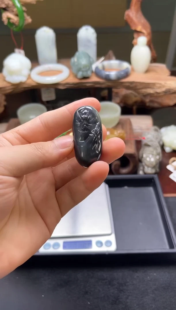 和田玉未镶嵌吊坠(不含链)若羌三色  钟馗