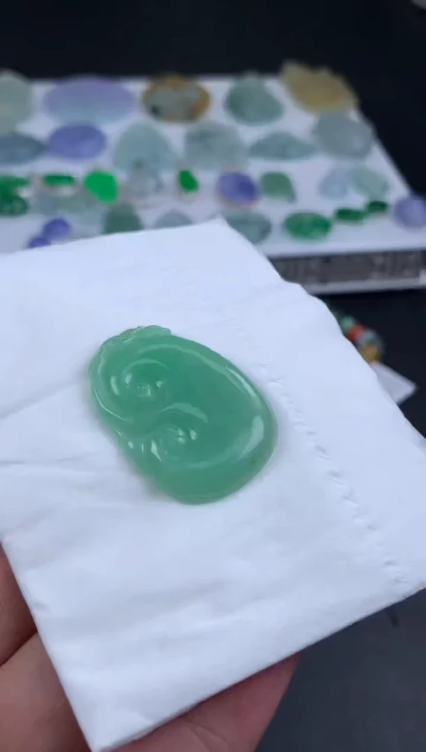 【闪购商品】定制翡翠未镶嵌翡翠