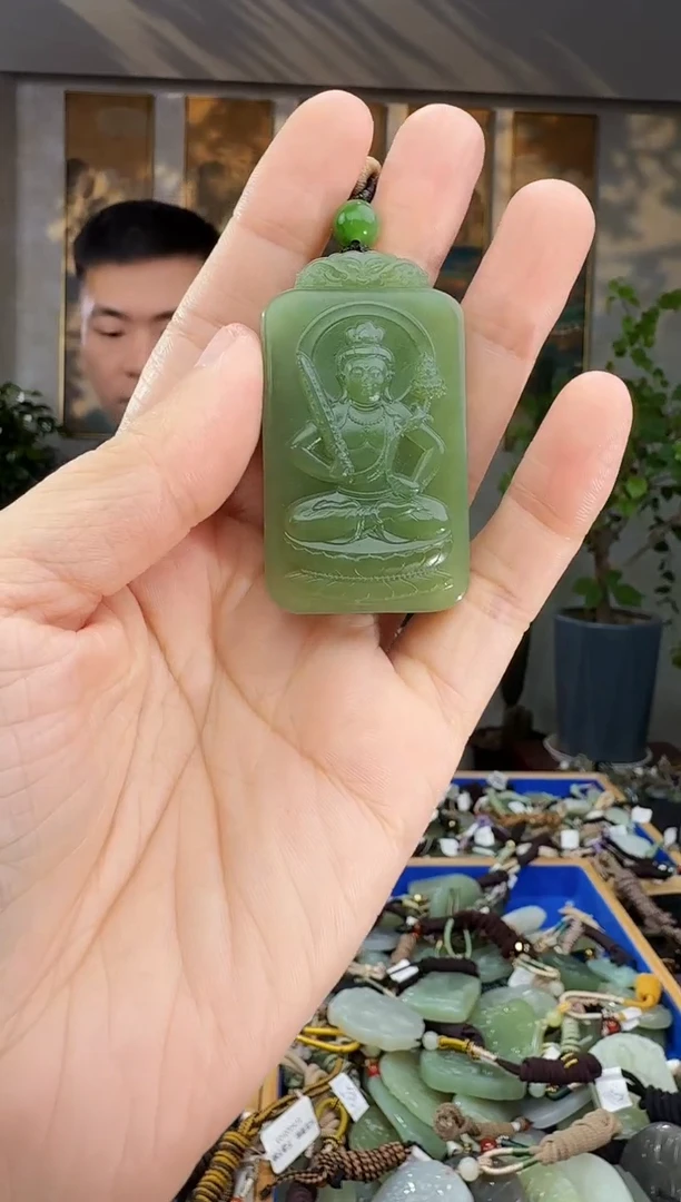 未镶嵌和田玉挂件拍一发一