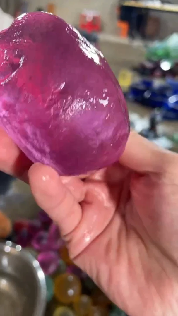 新疆五彩石原石摆件