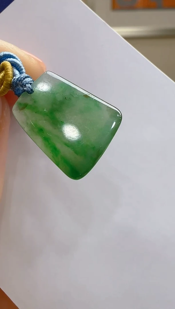 【闪购商品】翡翠吊坠(不含链)未镶嵌多样性发货拍一发一