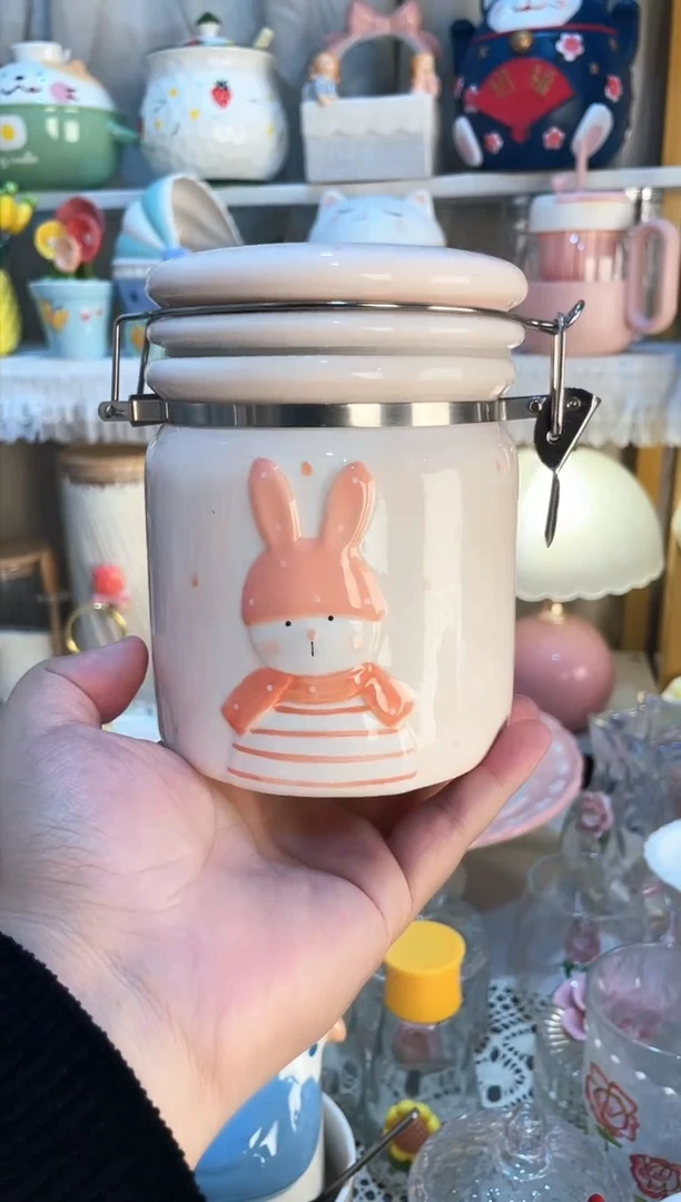 【闪购商品】瓷片密封罐 质量好发货快放心拍