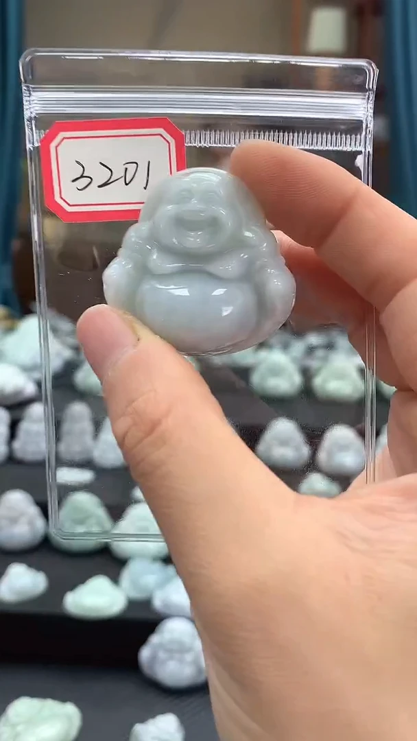 颈饰未镶嵌翡翠佛公 3201