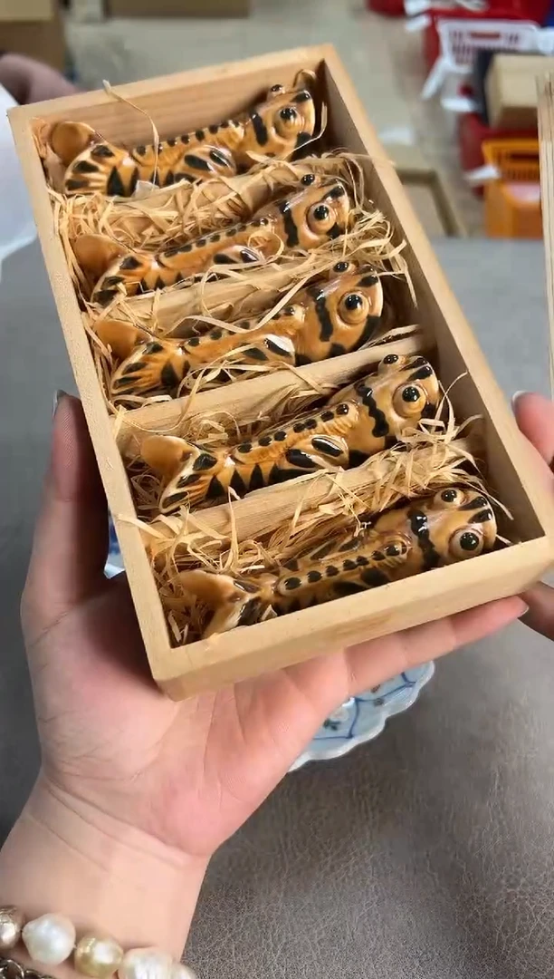 皮小桃瓷器 都是大漂亮