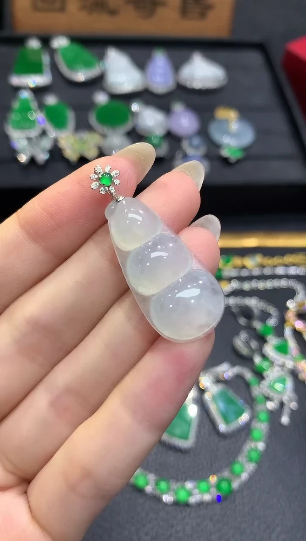 吊坠(不含链)18K金镶嵌翡翠6吊坠不含链