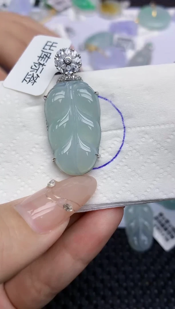 颈饰银S925镶嵌翡翠145   天然翡翠A货  百元以上9米证书费自理