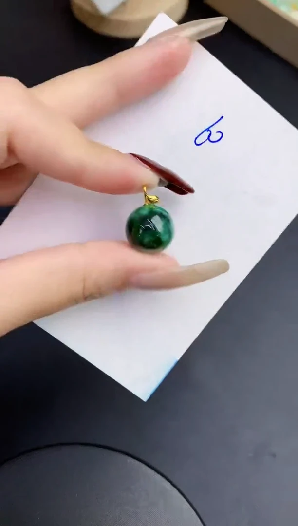 【闪购商品】翡翠颈饰18K金镶嵌000000000