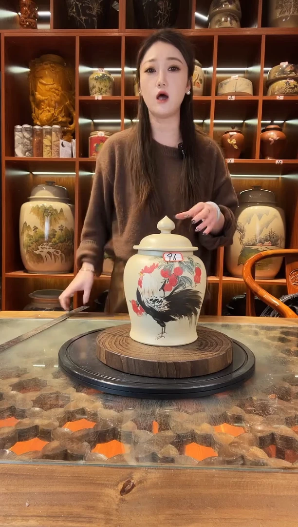 罐李正龙作品白泥小茶罐@96