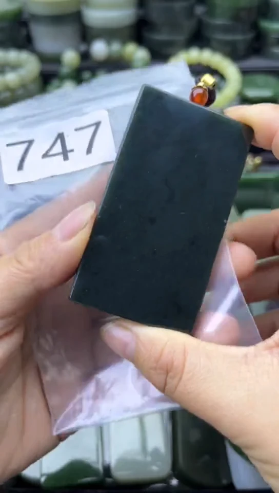 未镶嵌和田玉珠宝半成品牌子