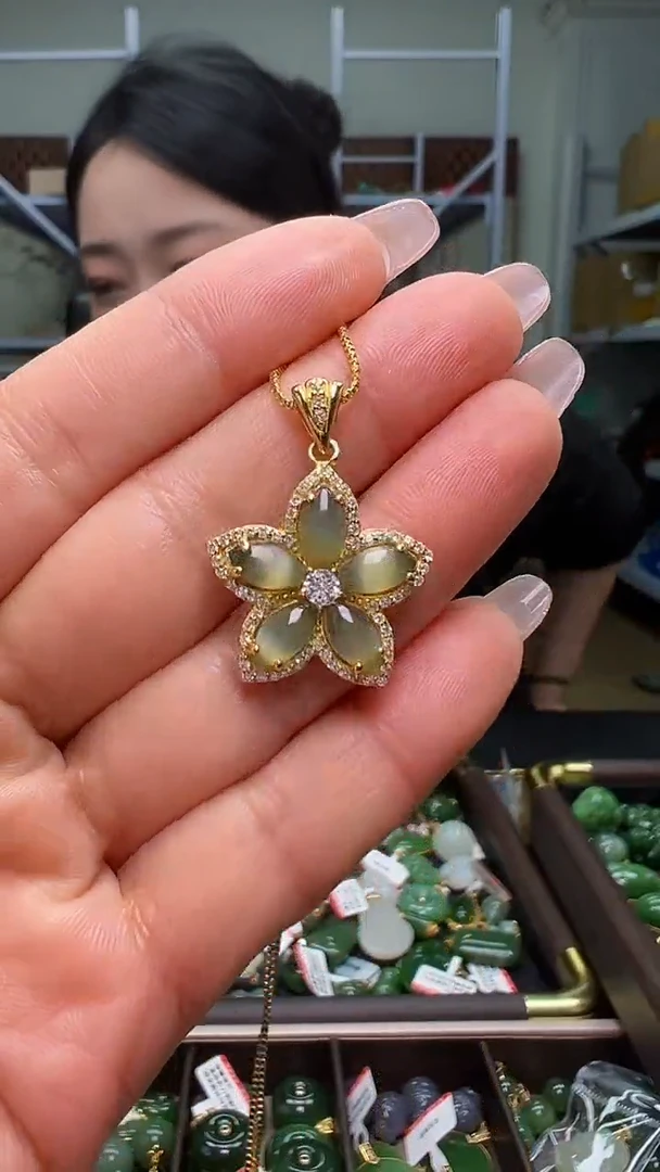 颈饰银S925镶嵌和田玉（多样性发货.发其一)12.18.09