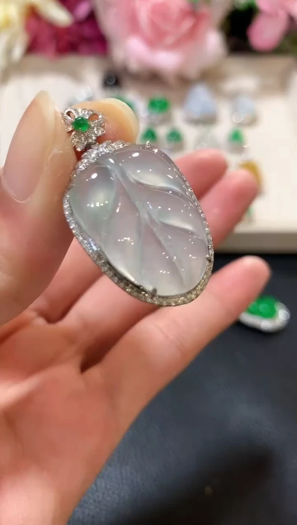 吊坠(不含链)18K金镶嵌翡翠z62