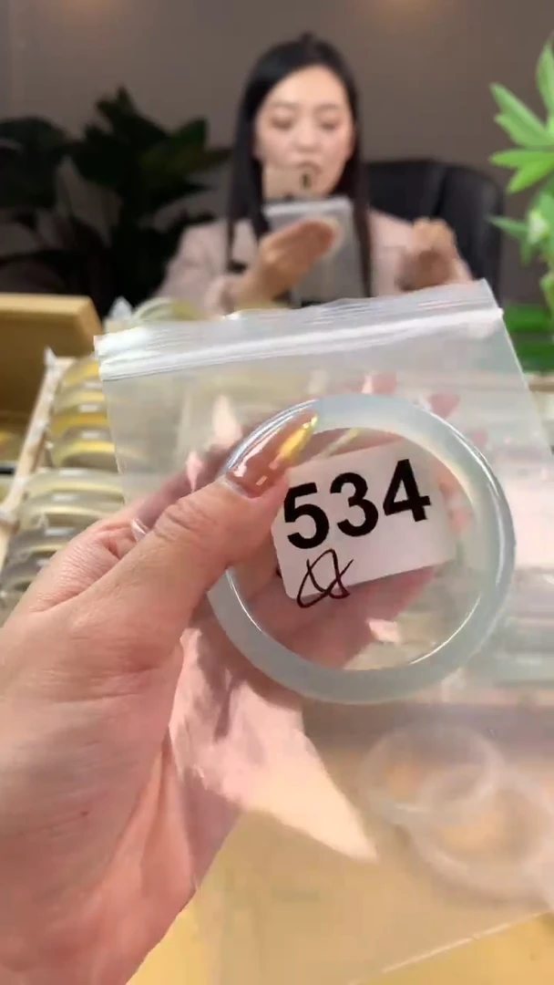 【闪购商品】玛瑙/玉髓手镯未镶嵌534