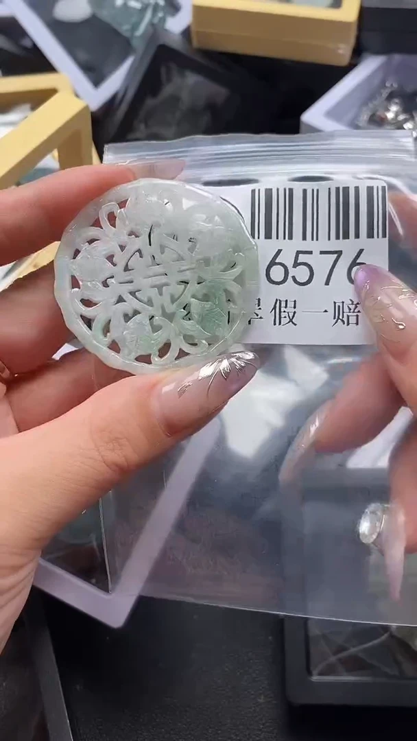 吊坠(不含链)未镶嵌翡翠6576