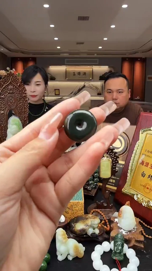 颈饰未镶嵌和田玉1王xj