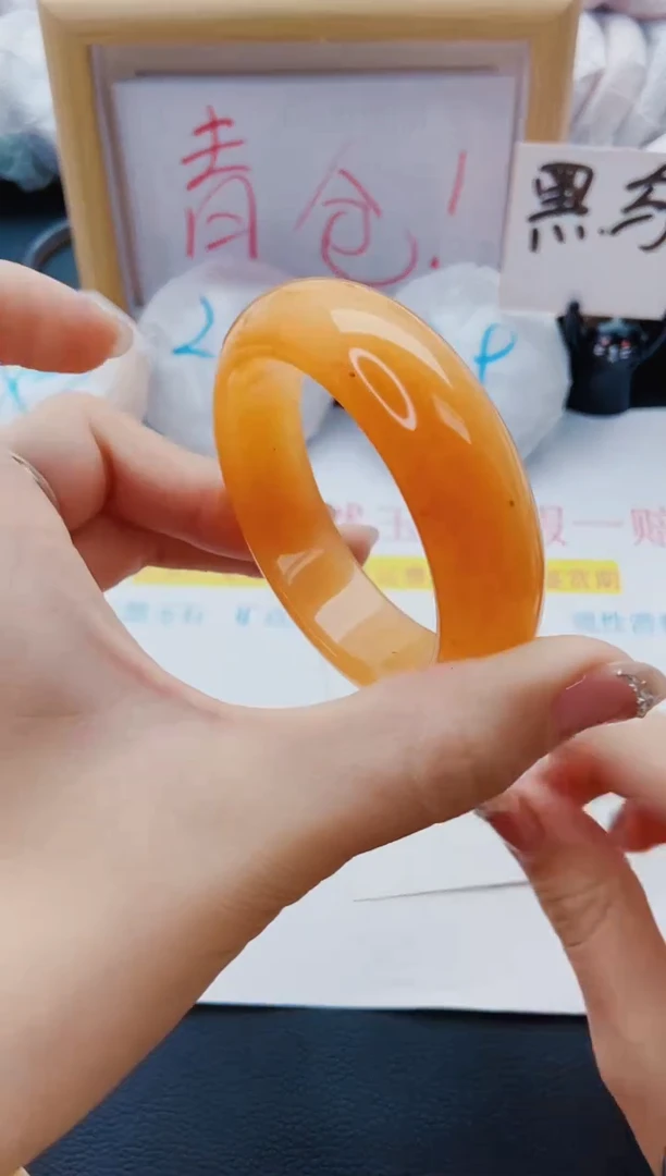 石英质玉手镯未镶嵌M47-54.3