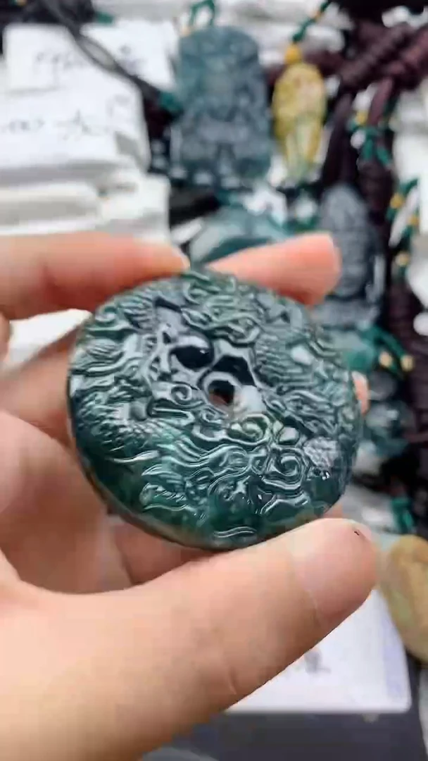 翡翠未镶嵌颈饰888