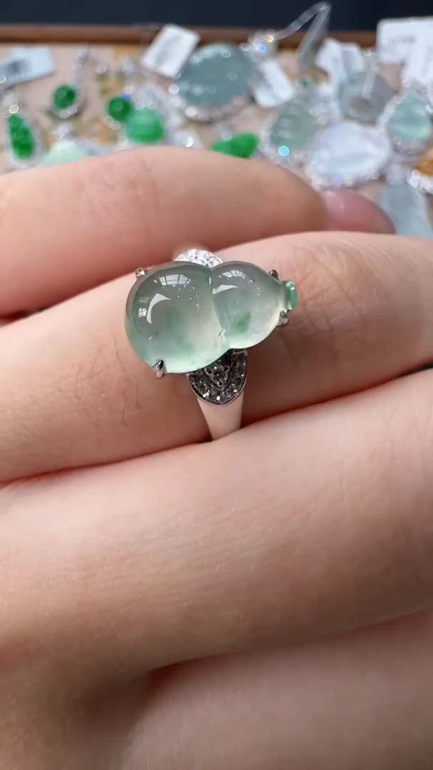 【闪购商品】翡翠戒指18K金镶嵌戒指20