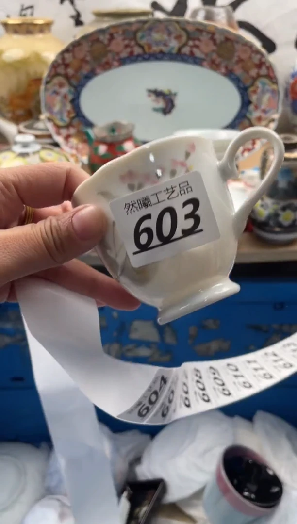 【闪购商品】瓷片603然曦海外工艺品****