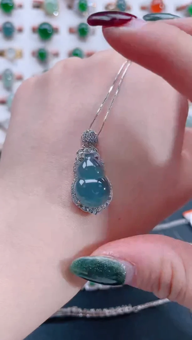 颈饰银S925镶嵌翡翠天然翡翠
