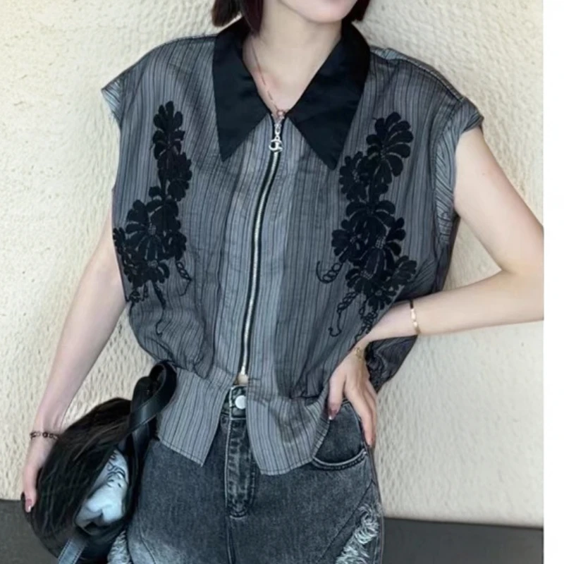 2025新款夏季高级感小香风polo领上衣网纱绣花落肩条纹衬衫