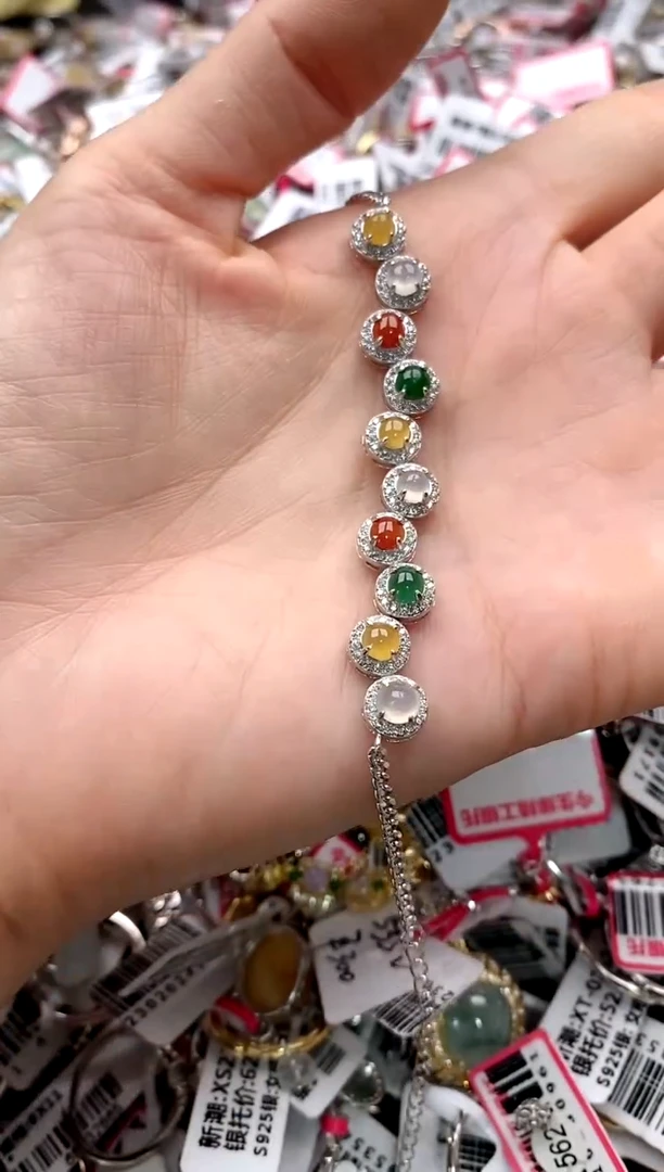 【闪购商品】翡翠戒指银S925镶嵌8888888    8