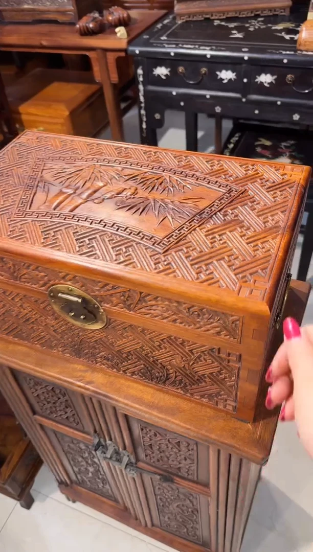 【闪购商品】木木艺满雕竹子翻盖箱398.88