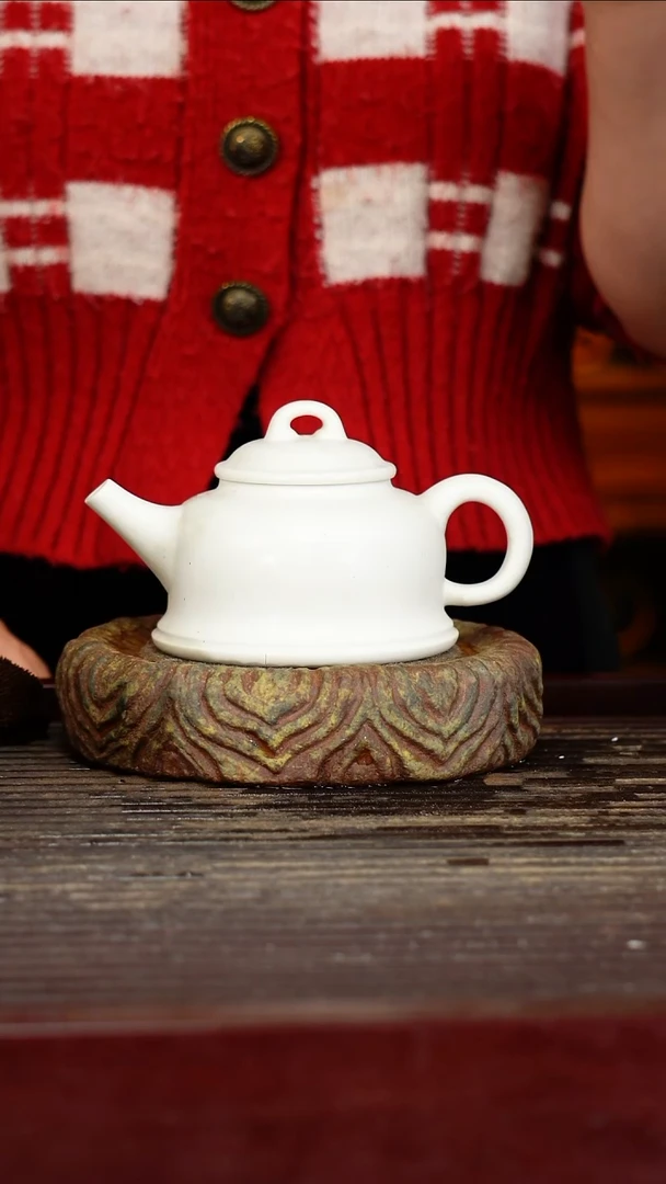 宜兴原矿紫砂壶茶壶宜兴原矿紫砂壶茶壶200C