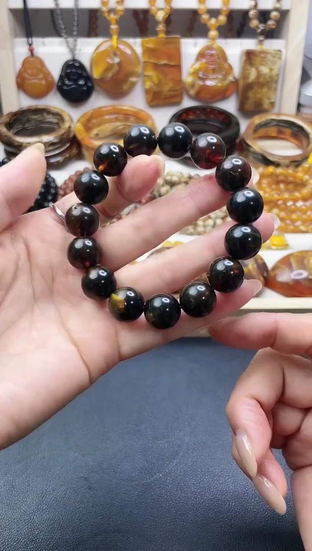 无非金属药珀卡13+的微瑕单圈