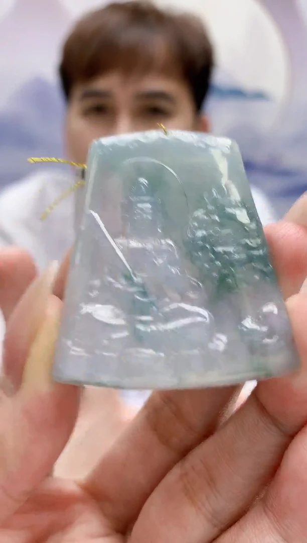 【闪购商品】定制翡翠未镶嵌4868MM-毛货挂件181